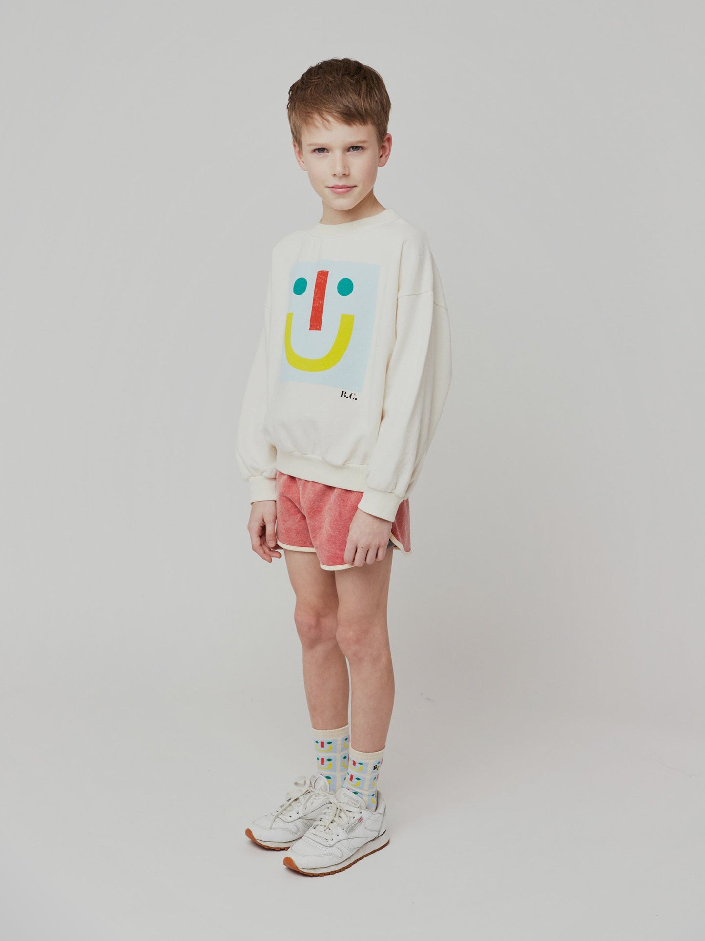 Happy face round neck sweatshirt